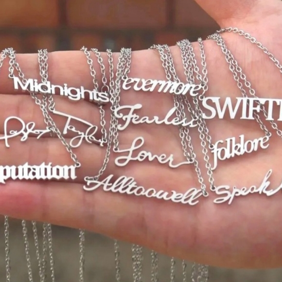 Taylor Swift All Too Well Eras Tour Movie Silver Necklace - Picture 4 of 4